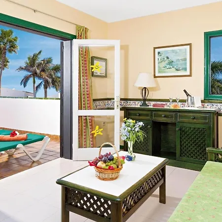 Hotell Puerto Caleta 2*